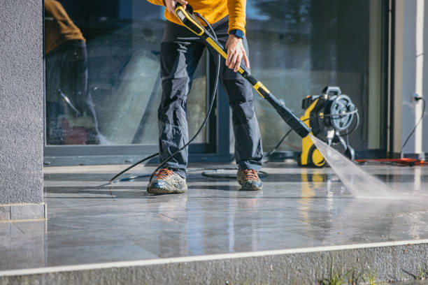 Best Fence Cleaning  in Meriden, CT